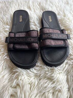 Michael Kors Black and Brown Logo Slide Sandals